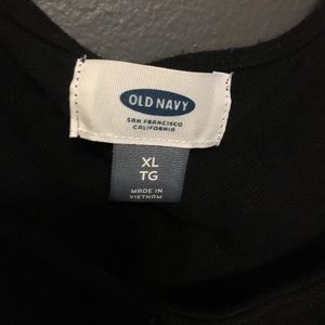 Black old navy shirt